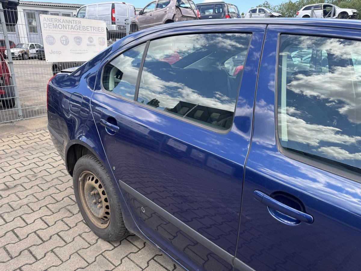 Skoda Octavia 2 1Z original T&uuml;r hinten rechts LF5Q Stormblau Metallic Flie&szlig;heck Rohbau Bj.2008